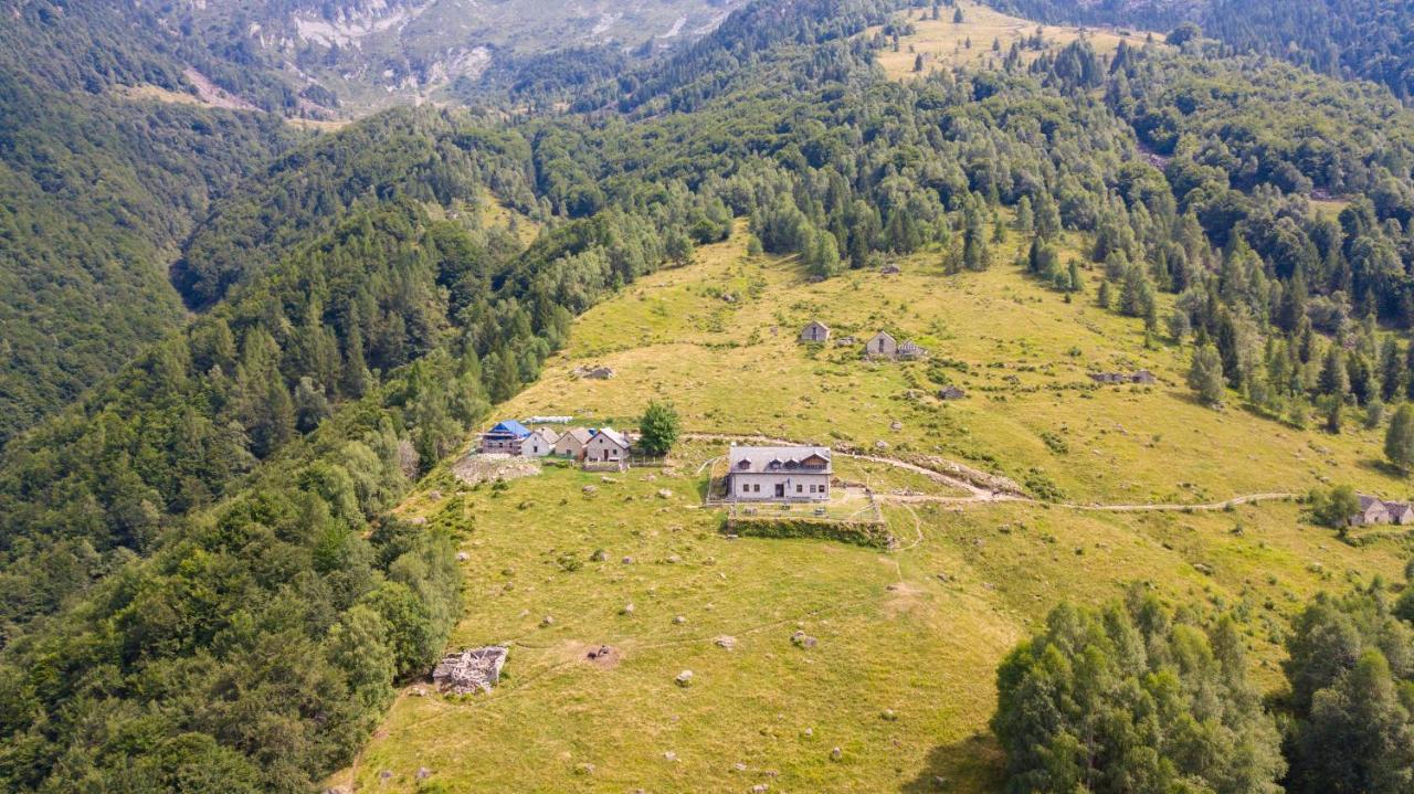 Rifugio Parpinasca Hostel Trontano Kültér fotó