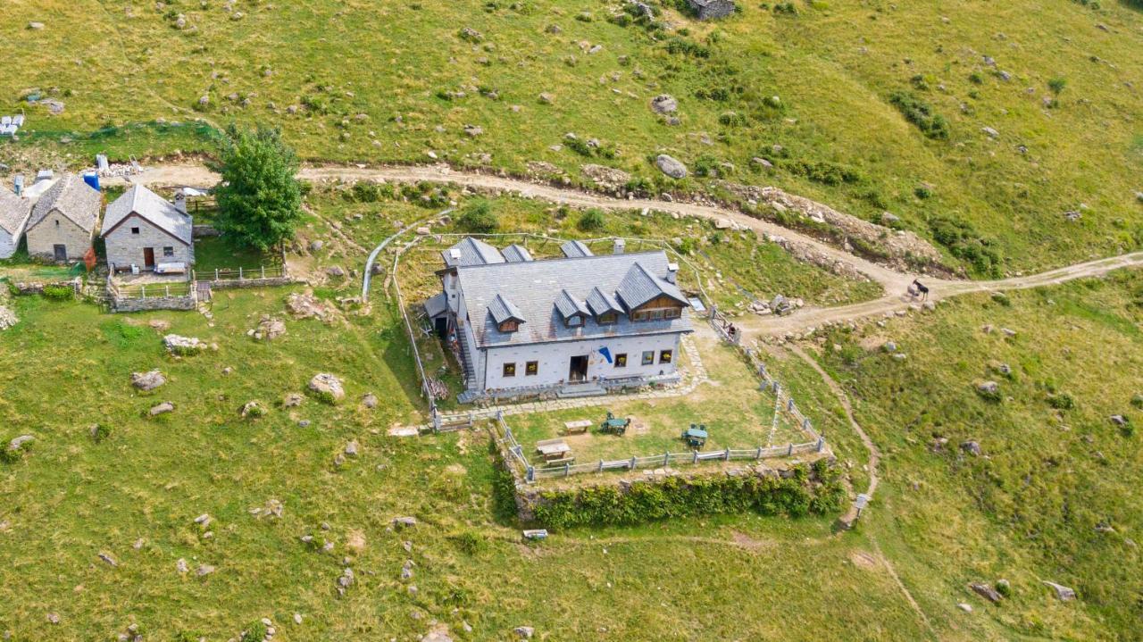 Rifugio Parpinasca Hostel Trontano Kültér fotó